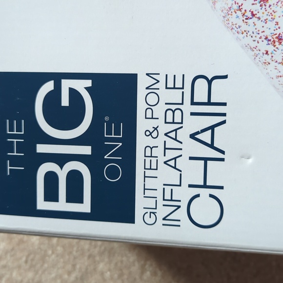 Glitter and Pom Inflatable Chair - Picture 3 of 8